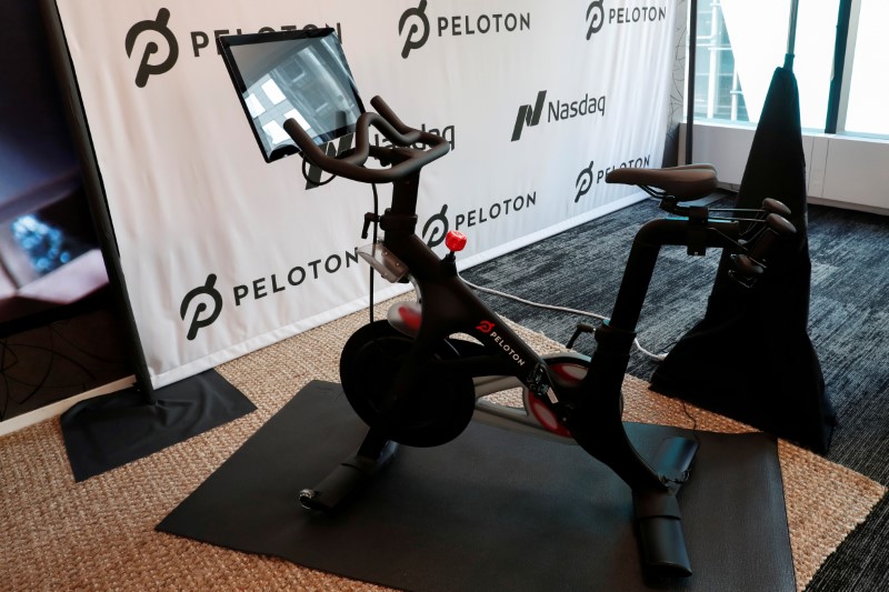 pelotonq2营收同比增长128,净利润6360万美元