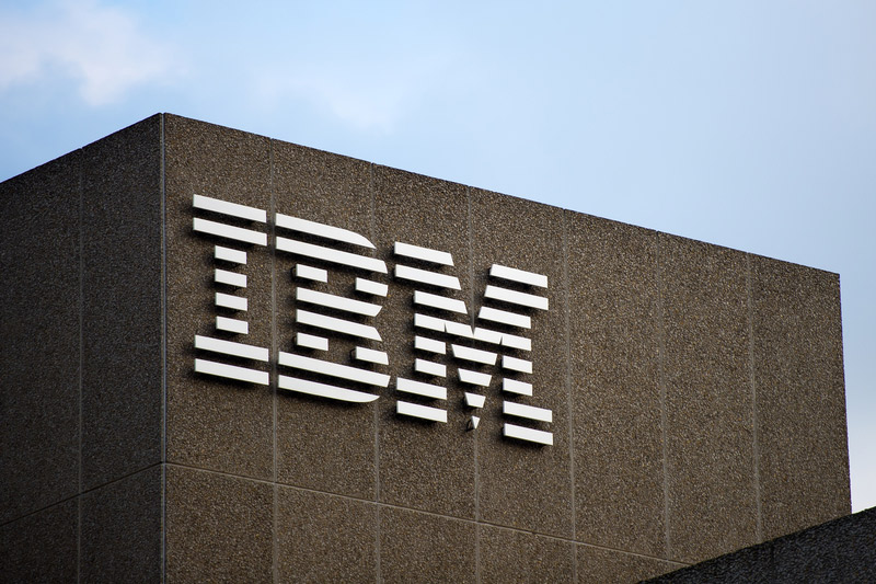 IBM(IBM.US)新任CEO：不考虑分拆公司，能保证派发股息