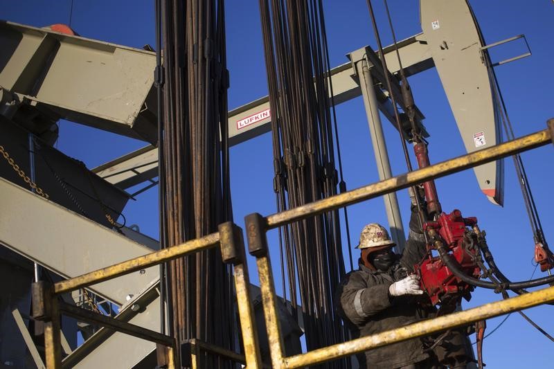 © Reuters.原油交易提醒：OPEC+延长减产计划，美油再创三个月新高，警惕多头获利了结