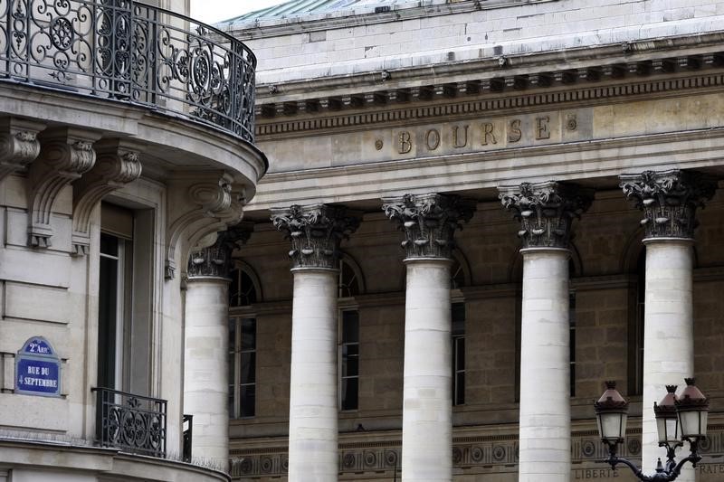 法国股市收低；截至收盘法国CAC40指数下跌0.21%