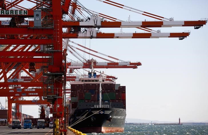 集装箱运费大幅回落 全球海运超级循环终于结束了吗？