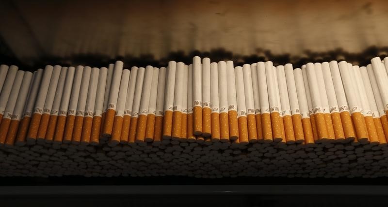 © Reuters.奥驰亚(MO.US)投资的电子烟公司Juul估值降至100亿美元
