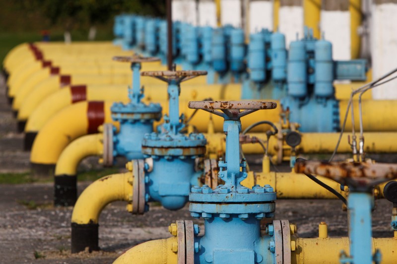 欧洲天然气价格一度狂飙35%，俄罗斯宣布无限期关闭北溪1号管道