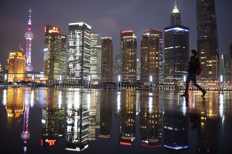 Trung Quốc Caixin PMI bất ngờ tăng lên để mở rộng 50.4