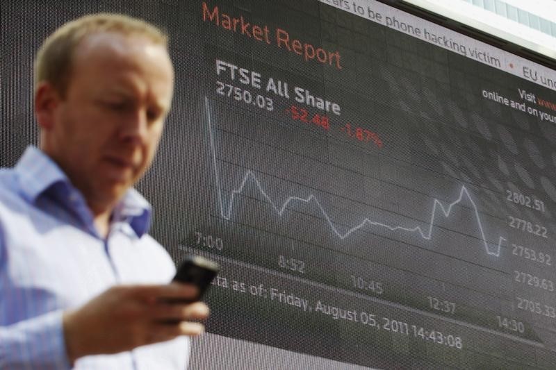 英国股市收低；截至收盘Investing.com 英国 100下跌0.10%