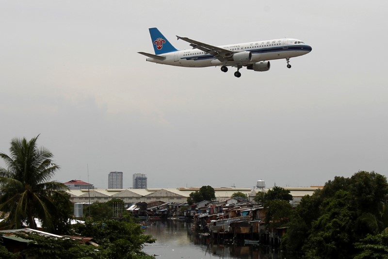 © Reuters.旺季临近，需求复苏，机场指数7连阳背后发生了什么？
