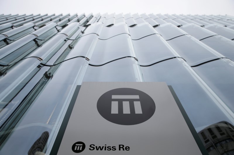 © Reuters.瑞士银行业高层再现变动！瑞士再保险提名瑞银集团CEO担任董事长