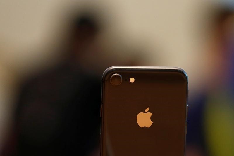 iPhone缺货风险加剧 分析师料恐影响苹果手机销售额表现