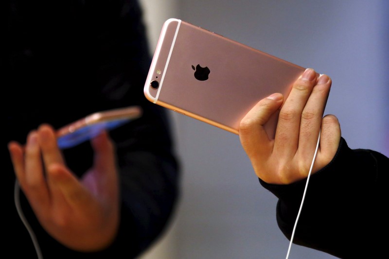 © Reuters.IDC：苹果已占据印度高端智能手机市场超七成份额