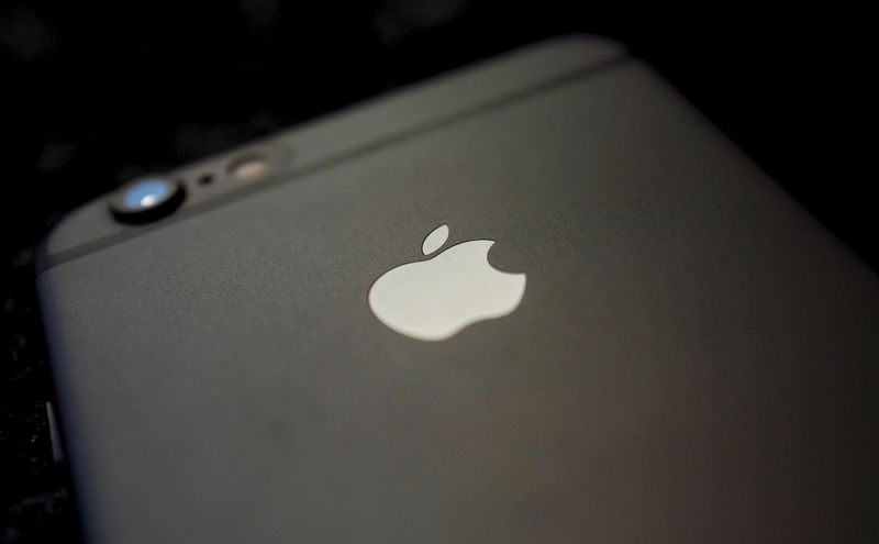 © Reuters.苹果供应链再遭打击！LG手机摄像头模块厂被迫关闭