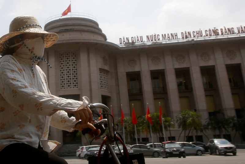 越南央行周三下调政策利率 旨在帮助本土企业获得低息贷款