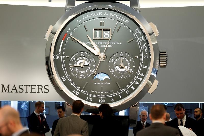 奢侈品行业也凉了？Cartier母公司历峰增速骤降 腕表销售额萎缩！