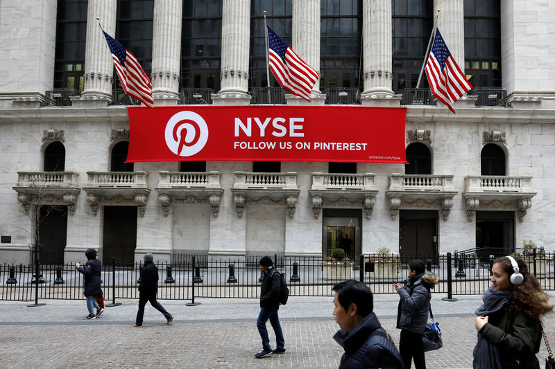 © Reuters.二季度业绩强劲 Pivotal Research升Pinterest(PINS.US)至“买入”评级 目标价45.5美元